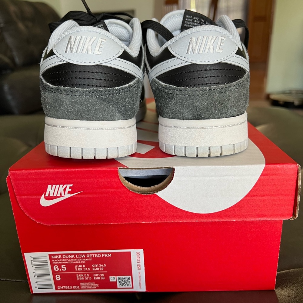 !!SOLD!! Nike Dunk Animal Pack- Zebra - Picture 5 of 10